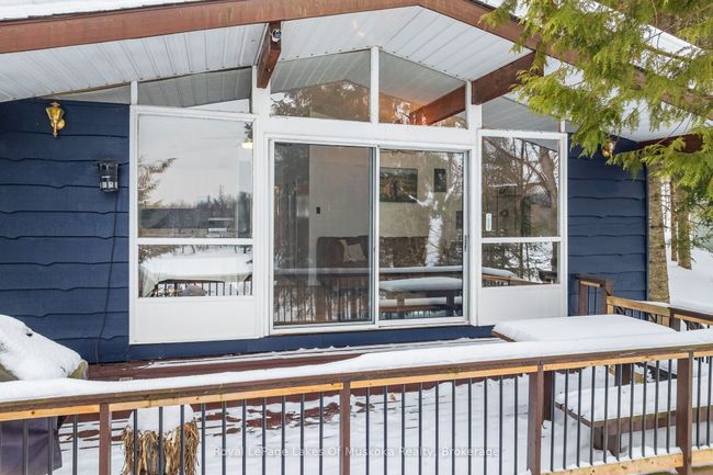 879 Relative Rd, House other with 3 bedrooms, 1 bathrooms and 6 parking in Burks Falls ON | Image 5