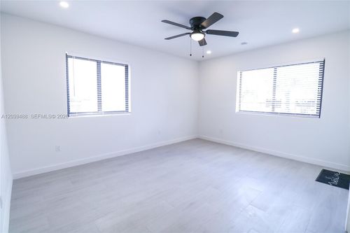 2-221 Sw 11th Ave, Miami, FL, 33130-2018 | Card Image