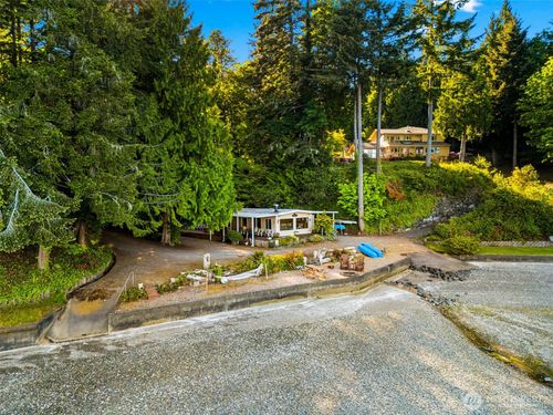 4736 Cooper Point Rd Nw, Olympia, WA, 98502-3617 | Card Image