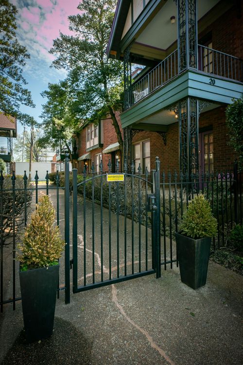 20-24 N Belvedere Blvd, Memphis, TN, 38104 | Card Image
