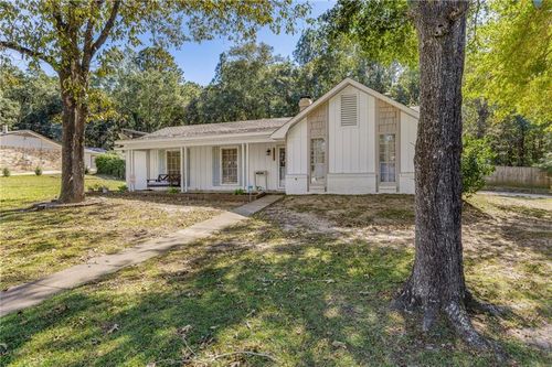 7911 Country Drive, Mobile, AL, 36619 | Card Image