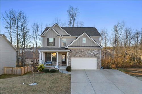201 Mcginnis Cir, Calhoun, GA, 30701-2146 | Card Image