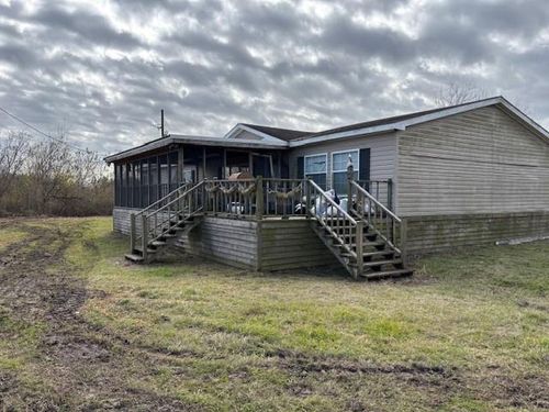 169 Pump Station Rd, Venice, LA, 70091-4211 | Card Image