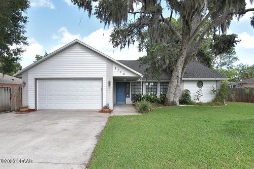 2213 Pine Tree Dr, Edgewater, FL, 32141-4501 | Card Image