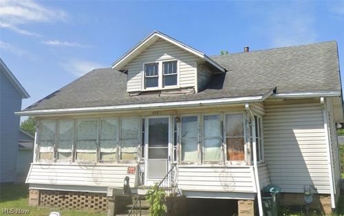422 Mckinley Avenue, Newcomerstown, OH, 43832 | Card Image