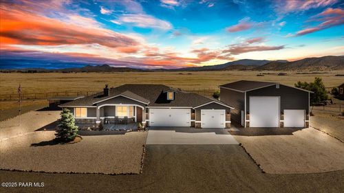 9420 E Steer Mesa Rd, Prescott Valley, AZ, 86315-9253 | Card Image