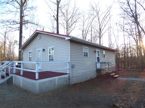 1369 Waterfront Drive, Dandridge, TN, 37725 | Card Image