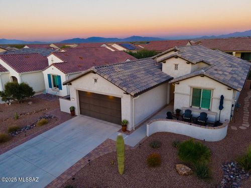 1930 N Agarita Way, Green Valley, AZ, 85614-0026 | Card Image