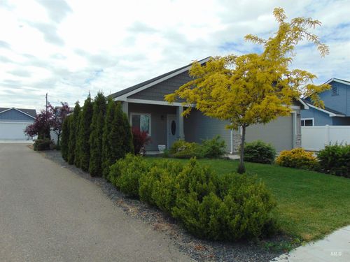 1488 W Idaho Ave, Ontario, OR, 97914-2012 | Card Image