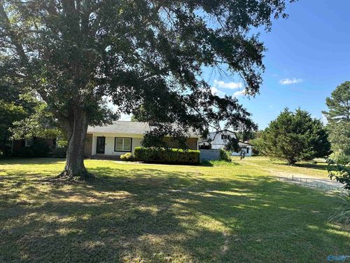 3032 Mcclain Cir, Gadsden, AL, 35903-4147 | Card Image