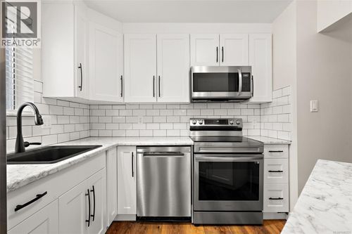 52-2070 Amelia Avenue, Sidney, BC, V8L4X6 | Card Image