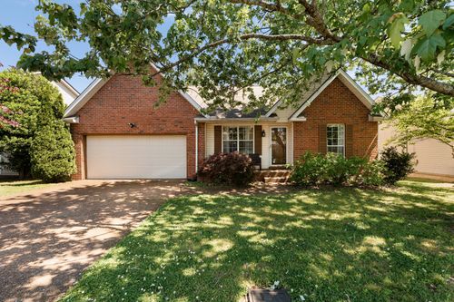 1217 Crestfield Dr, Nashville, TN, 37211-6886 | Card Image