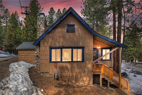 1118 Club View Dr, Big Bear Lake, CA, 92315-2210 | Card Image