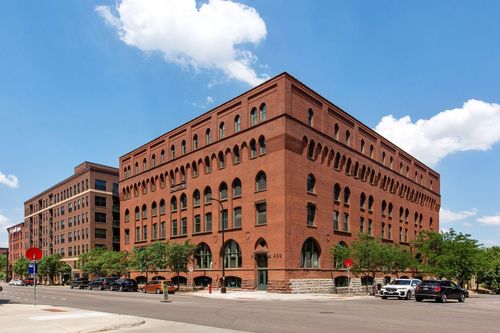 apt-502-400 N 1st St, Minneapolis, MN, 55401-1394 | Card Image