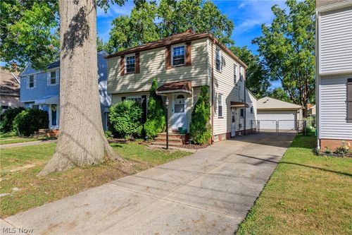 5118 Yorkshire Ave, Parma, OH, 44134-3732 | Card Image
