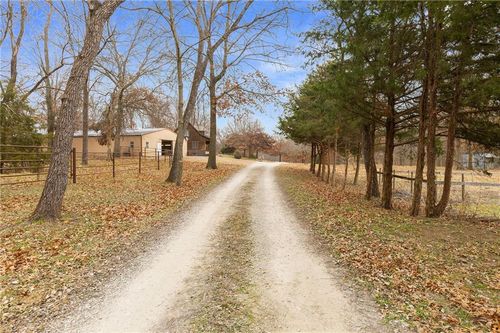 13263A Ne County Road 23, Adrian, MO, 64720 | Card Image
