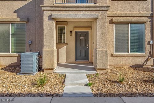 4603 Woolcomber St, Las Vegas, NV, 89115-3540 | Card Image