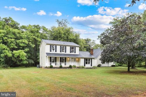 39699 Wenner Rd, LOVETTSVILLE, VA, 20180-1837 | Card Image
