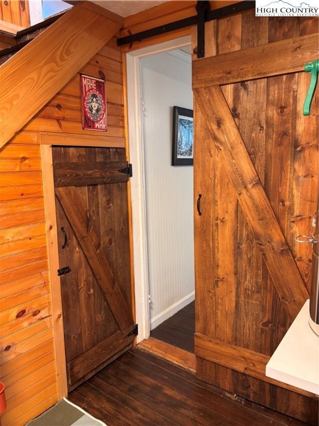 295 Jakes Mountain Rd, House other with 3 bedrooms, 2 bathrooms and null parking in Deep Gap NC | Image 32