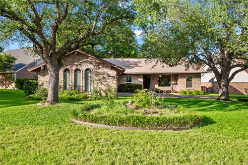 903 Middle Run, Duncanville, TX, 75137 | Card Image