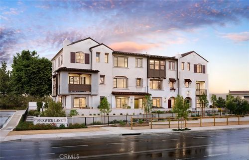 106 Sorrel Ct, Burbank, CA, 91506-2963 | Card Image
