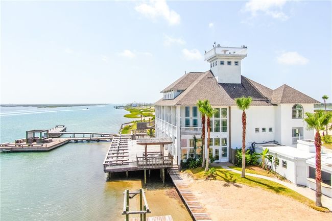 2100 E Highway 361, House other with 14 bedrooms, 15 bathrooms and null parking in Aransas Pass TX | Image 7