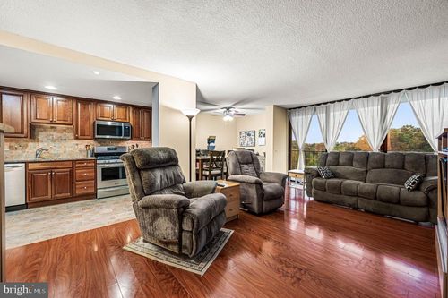 apt-1006-801 Yale Ave, SWARTHMORE, PA, 19081-1822 | Card Image