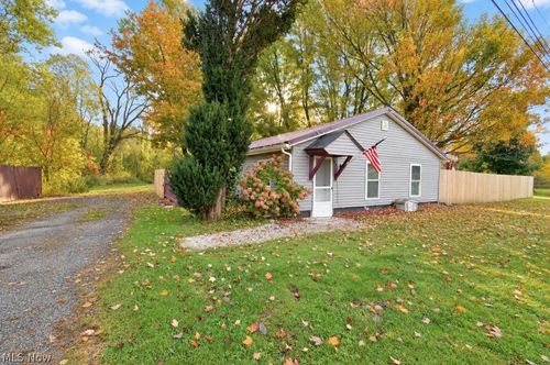 7700 Center Rd, Ashtabula, OH, 44004-8836 | Card Image