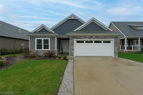 15335 Knox Cir, Middlefield, OH, 44062-9051 | Card Image