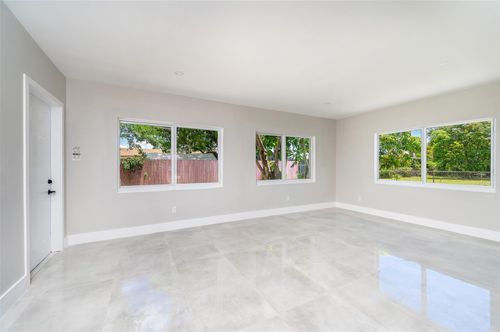 3811 Nw 173rd Ter, Miami Gardens, FL, 33055-3819 | Card Image