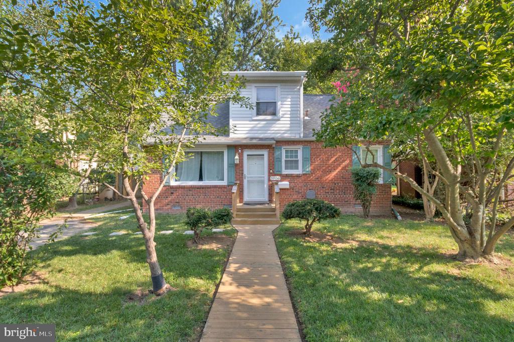 Cheyenne Pl, College Park, MD 20740