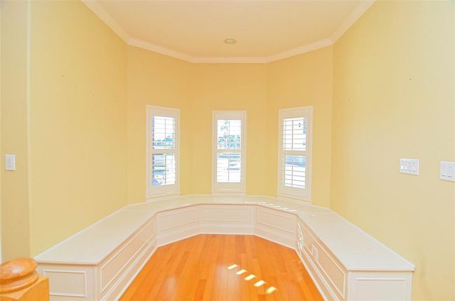 Dining room with custom built bench and storage | Image 8
