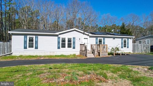 215 Booker Ave, Egg Harbor Township, NJ, 08234-8203 | Card Image