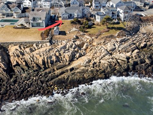 15 Beach St, Rockport, MA, 01966-1546 | Card Image