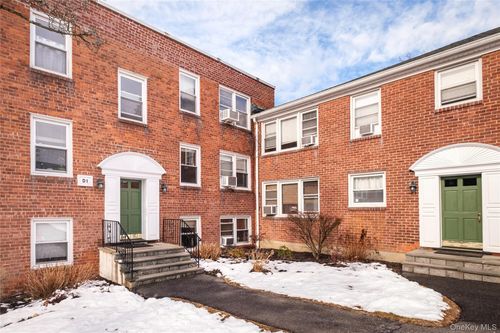 apt-d1-5-95 N Broadway, White Plains, NY, 10603-4805 | Card Image