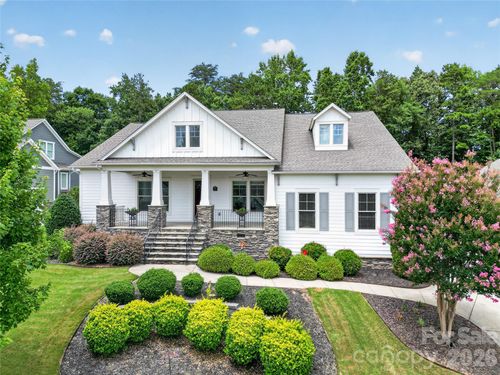 1133 Wessington Manor Ln, Fort Mill, SC, 29715-7806 | Card Image