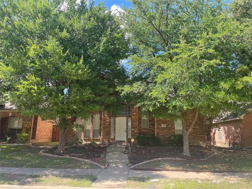 5904 Pinyon Dr, Mckinney, TX, 75070-2719 | Card Image