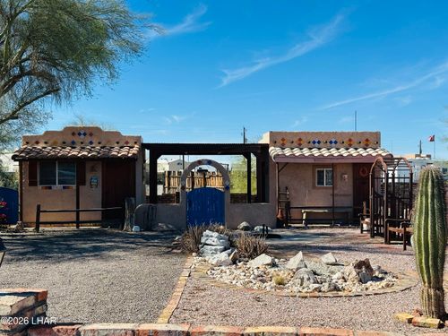 200 N Moon Mountain Ave, Quartzsite, AZ, 85346-0589 | Card Image