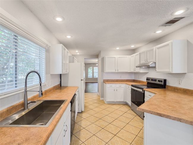 1318 Chalk Ln, House other with 3 bedrooms, 2 bathrooms and null parking in Cedar Park TX | Image 14