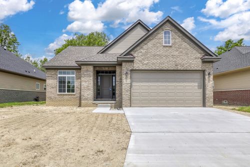 31610 Beaver Cir, New Boston, MI, 48164-8807 | Card Image