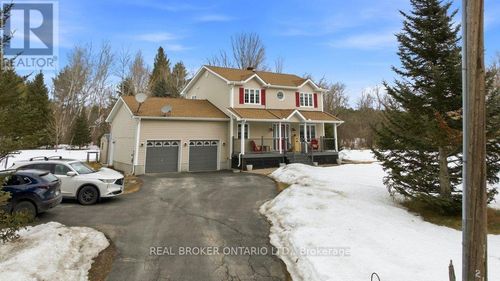 1585 Beckett'S Creek Road, Ottawa, ON, K4C1C8 | Card Image