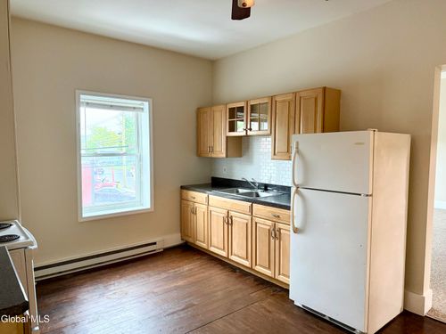 5-751 Hudson Avenue, Stillwater, NY, 12170 | Card Image