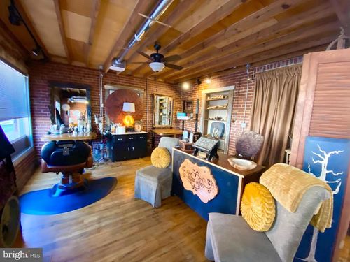 16 S Braddock, Winchester, VA, 22601 | Card Image