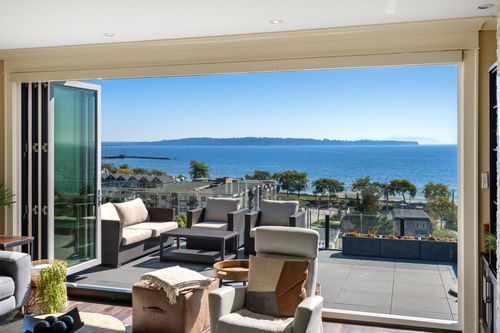 14786 Mcdonald Ave, White Rock, BC, V4B2C8 | Card Image