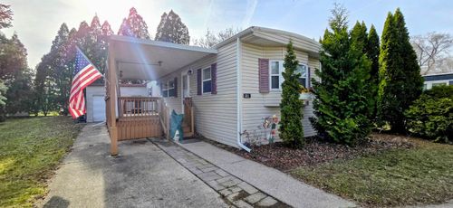 601 Lindenwood Dr, Belvidere, IL, 61008-7861 | Card Image