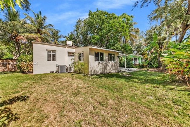 7341 Sw Sw 64 Court, House other with 3 bedrooms, 2 bathrooms and null parking in South Miami FL | Image 32