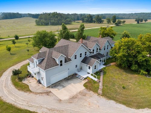 W3966 #32 Road, Carney, MI, 49812 | Card Image