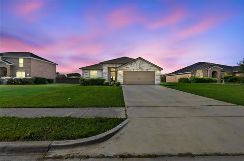 1558 Nottingham Dr, Lancaster, TX, 75134-4149 | Card Image