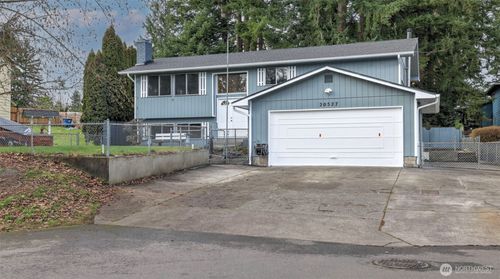 20527 132nd Ave Se, Kent, WA, 98042-3003 | Card Image