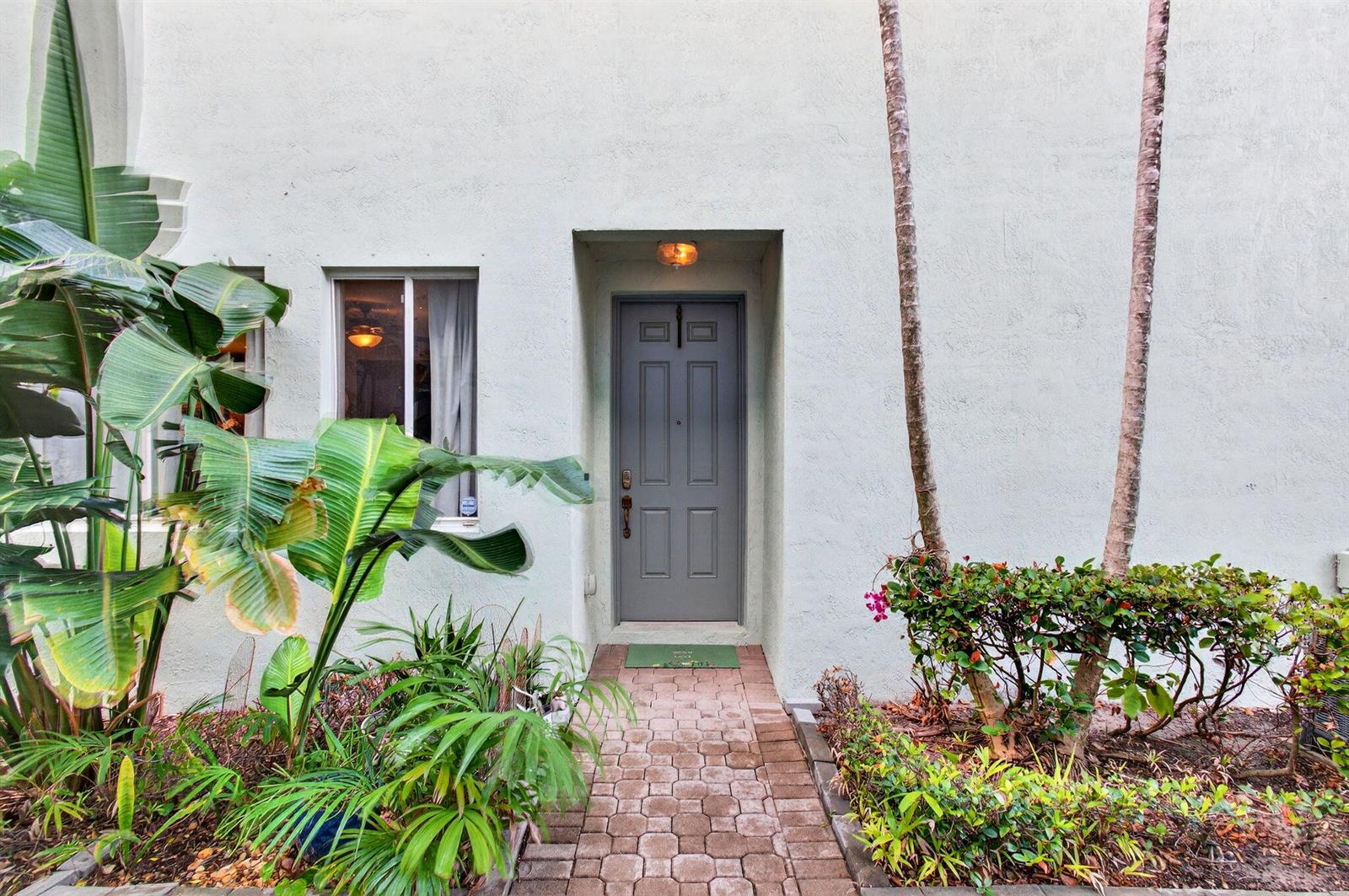 Residential in Riviera Beach 2